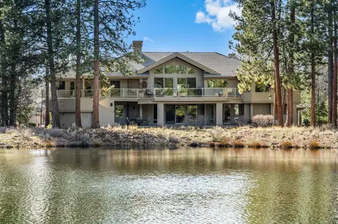 Exterior - 61704 Broken Top Dr, Bend, OR 97702 photo 5 of 10