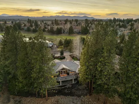 View/Area - 61704 Broken Top Dr, Bend, OR 97702 photo 5 of 8