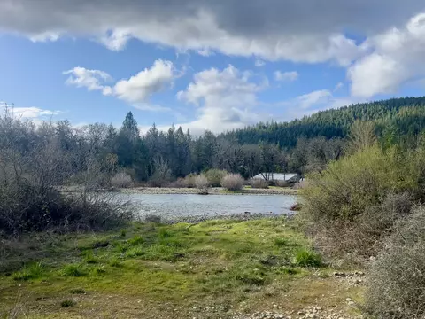 Lake Shore Drive, Selma, OR 97538