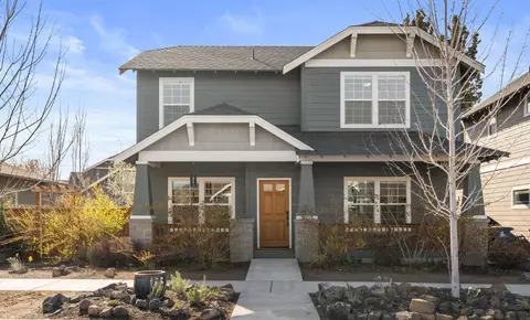 62713 Hawkview Rd, Bend, OR 97701