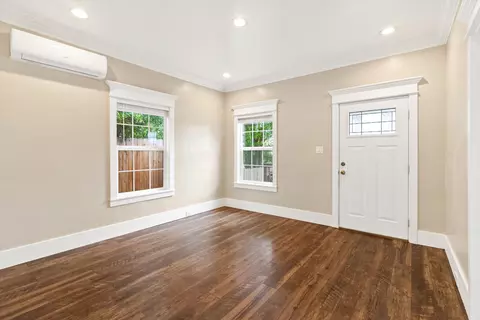 507 W 5th St, Phoenix, OR 97535 photo 10