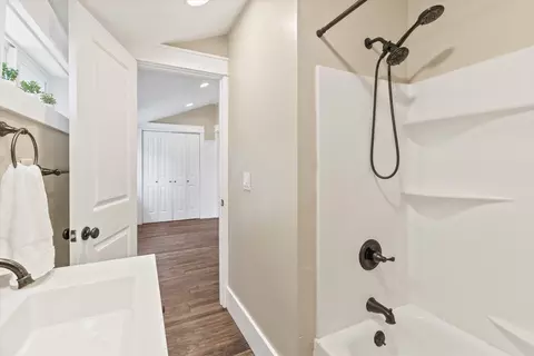 507 W 5th St, Phoenix, OR 97535 photo 33