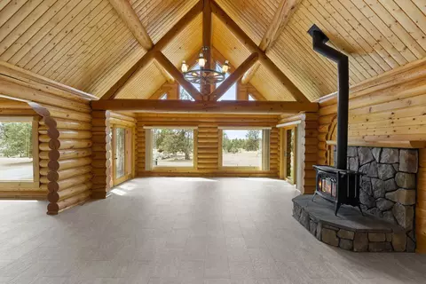 Living - 9707 SW Willard Rd, Bend, OR 97701 photo 5 of 14