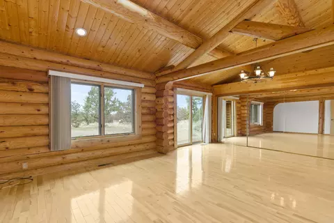 Living - 9707 SW Willard Rd, Bend, OR 97701 photo 9 of 14