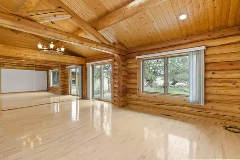 Living - 9707 SW Willard Rd, Bend, OR 97701 photo 13 of 14
