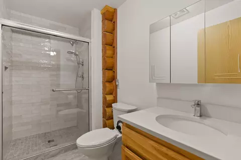 Bath - 9707 SW Willard Rd, Bend, OR 97701 photo 8 of 8