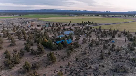 View/Area - 9707 SW Willard Rd, Bend, OR 97701 photo 6 of 6
