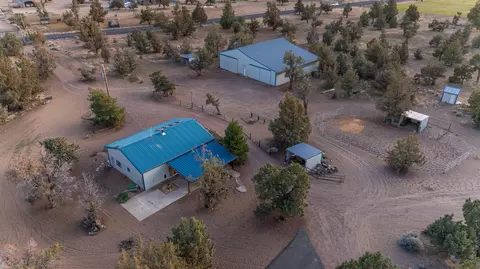 View/Area - 9707 SW Willard Rd, Bend, OR 97701 photo 5 of 6