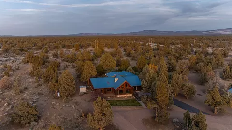 View/Area - 9707 SW Willard Rd, Bend, OR 97701 photo 2 of 6