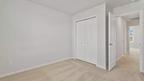 Bedroom - 20552 Button Brush Ave, Bend, OR 97702 photo 6 of 10