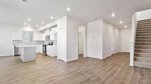 Entry Way - 20552 Button Brush Ave, Bend, OR 97702 photo 1 of 2