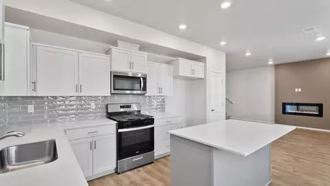 Kitchen - 20552 Button Brush Ave, Bend, OR 97702 photo 1 of 3