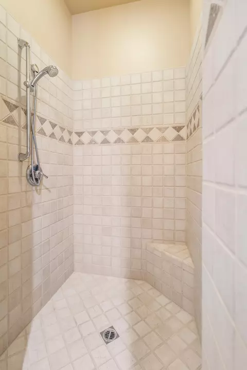 Bath - 56735 Nest Pine Dr, Bend, OR 97707 photo 2 of 10