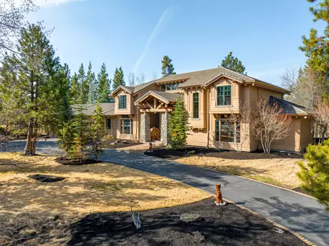 Exterior - 56735 Nest Pine Dr, Bend, OR 97707 photo 9 of 13
