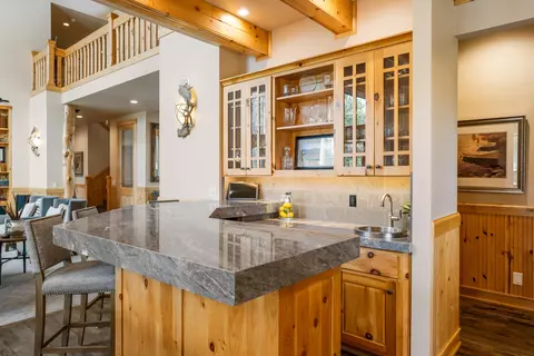 Kitchen - 56735 Nest Pine Dr, Bend, OR 97707 photo 6 of 6