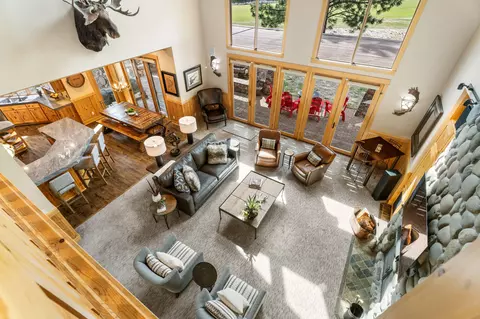 Living - 56735 Nest Pine Dr, Bend, OR 97707 photo 4 of 6