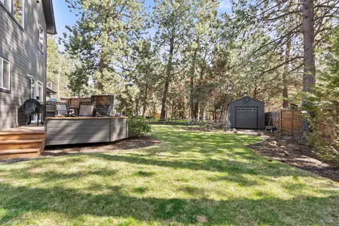 Exterior - 61250 15th St, Bend, OR 97702 photo 10 of 15
