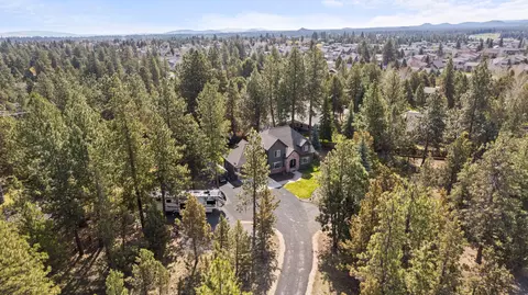 View/Area - 61250 15th St, Bend, OR 97702 photo 1 of 8