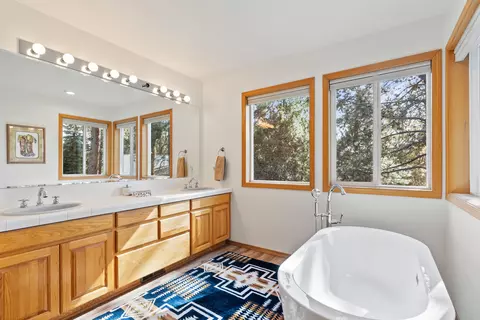 Bath - 61250 15th St, Bend, OR 97702 photo 2 of 9