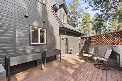 Exterior - 61250 15th St, Bend, OR 97702 photo 9 of 15