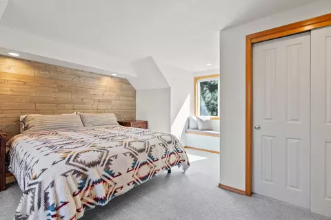Bedroom - 61250 15th St, Bend, OR 97702 photo 9 of 11