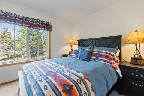 Bedroom - 61250 15th St, Bend, OR 97702 photo 7 of 11