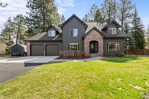 61250 15th St, Bend, OR 97702