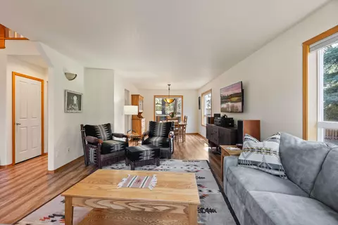 Living - 61250 15th St, Bend, OR 97702 photo 4 of 8