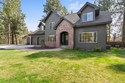 Exterior - 61250 15th St, Bend, OR 97702 photo 14 of 15