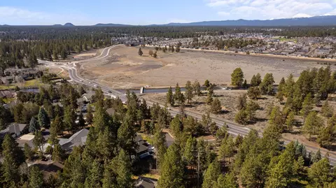 View/Area - 61250 15th St, Bend, OR 97702 photo 5 of 8