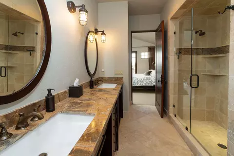 Bath - 23021 Brushline Ct, Bend, OR 97701 photo 6 of 6