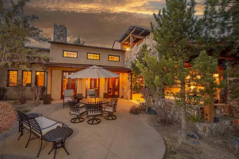 Exterior - 23021 Brushline Ct, Bend, OR 97701 photo 10 of 12