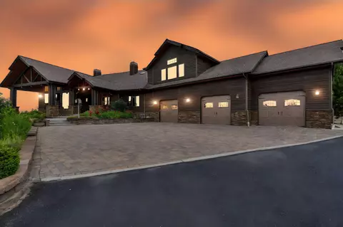 18810 SW Sisters Pl, Powell Butte, OR 97753