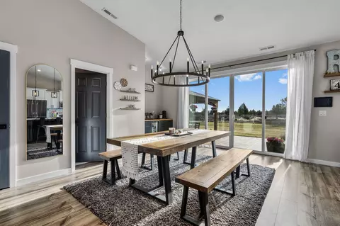 Dining - 66380 Jericho Rd, Bend, OR 97703 photo 1 of 3