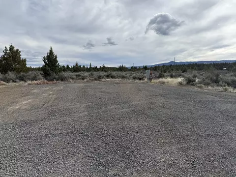 Exterior - 66380 Jericho Rd, Bend, OR 97703 photo 12 of 13