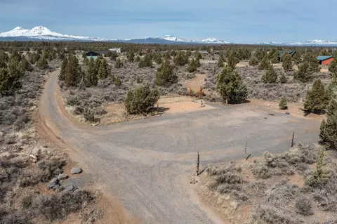 Exterior - 66380 Jericho Rd, Bend, OR 97703 photo 11 of 13