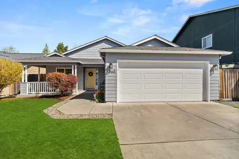 3460 Poppywoods Dr, Medford, OR 97504