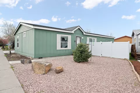2607 SW Mariposa Loop, Redmond, OR 97756