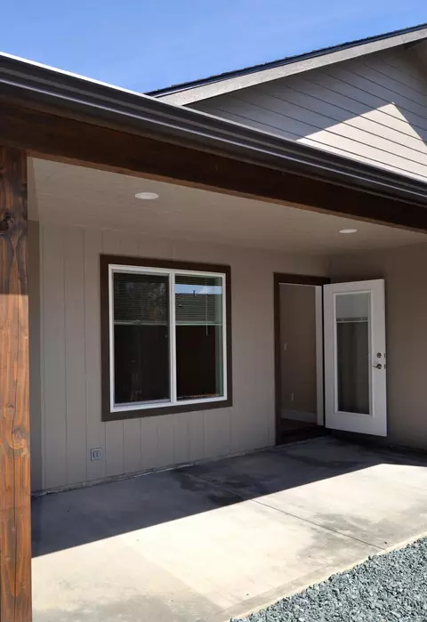 2941 Naples Dr, Grants Pass, OR 97527 photo 26