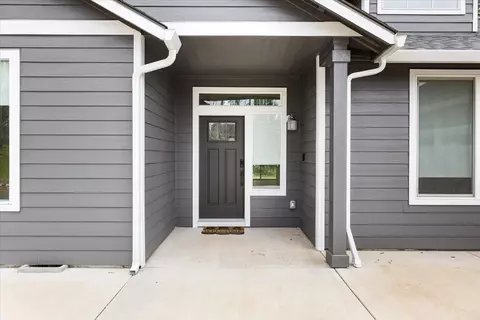 1266 Ellison Loop, Merlin, OR 97532 photo 5