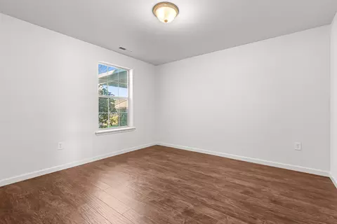 Bedroom - 656 Andrea Way, Eagle Point, OR 97524 photo 1 of 5