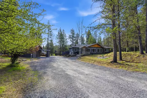 Exterior - 16506 Sprague Loop, La Pine, OR 97739 photo 3 of 9