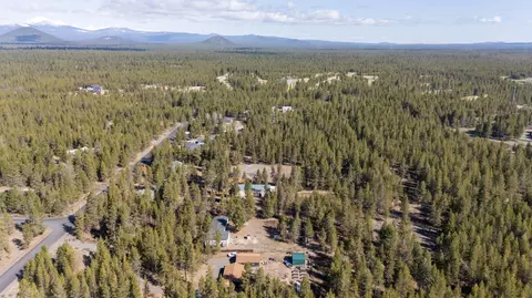 View/Area - 16506 Sprague Loop, La Pine, OR 97739 photo 2 of 4