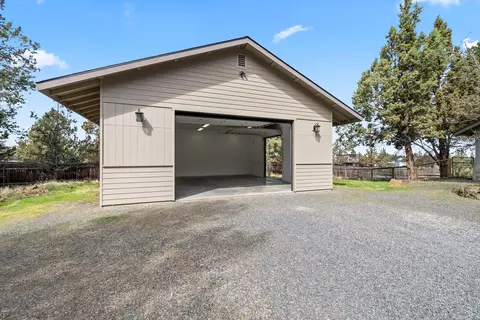 21486 Neff Rd, Bend, OR 97701 photo 34