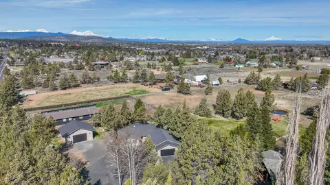 21486 Neff Rd, Bend, OR 97701 photo 41