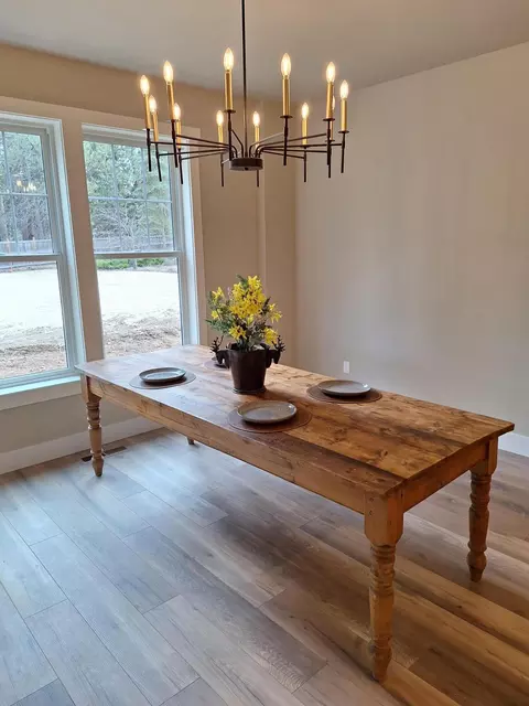 Dining - 60640 River Bend Dr, Bend, OR 97702 photo 2 of 2