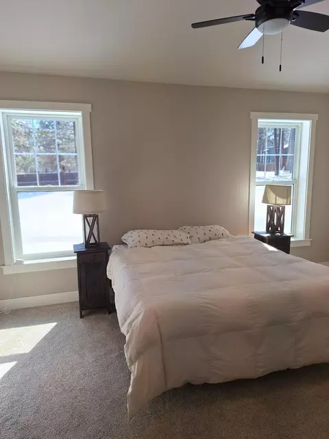 Bedroom - 60640 River Bend Dr, Bend, OR 97702 photo 1 of 2