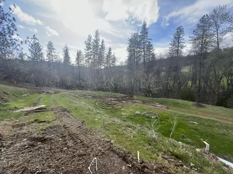 9055 Sterling Creek Rd, Jacksonville, OR 97530