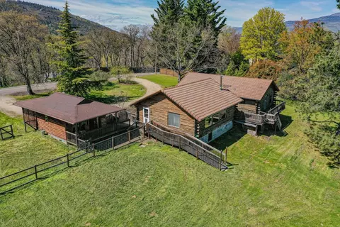 700 Neil Creek Rd, Ashland, OR 97520