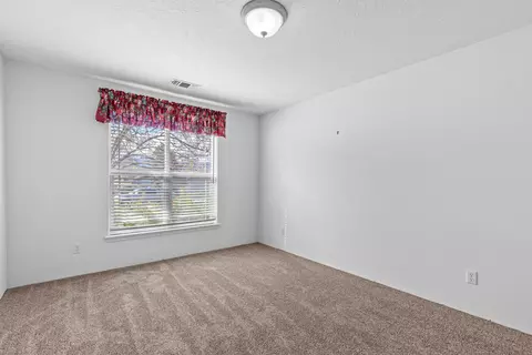 93 Freshwater Dr, Phoenix, OR 97535 photo 12